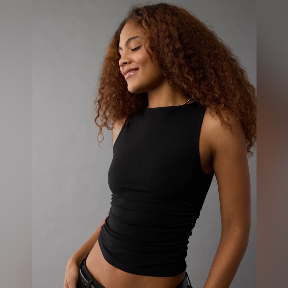 NWOT American Eagle Ruched Boat Neck Sleeveless Tank Top in Black size small